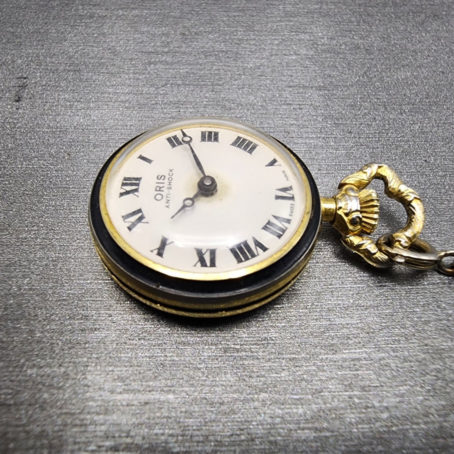Oris Pocket Watch Women 24mm White Dial Gold Tone Manal Wind Runs Vintage3
