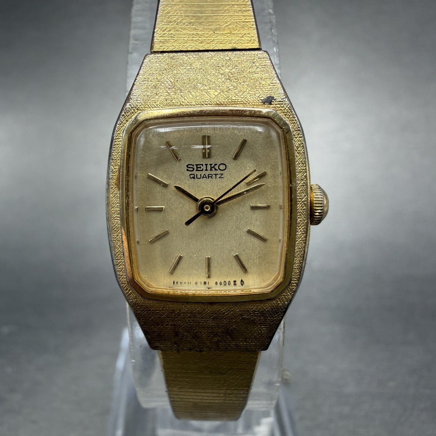 Seiko Watch Women 17mm Champgne Dial Gold Tone Rectangle 5421-5029 New Battery O0
