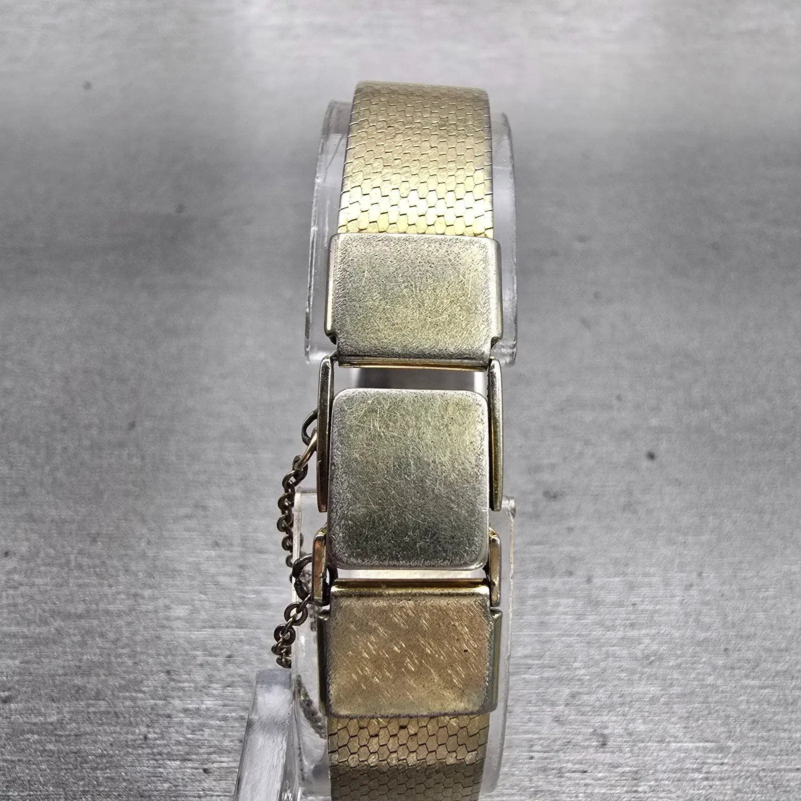 Seiko Watch Women 20mm Champagne Dial Gold Tone Rectangle 1400-5259 New Battery7