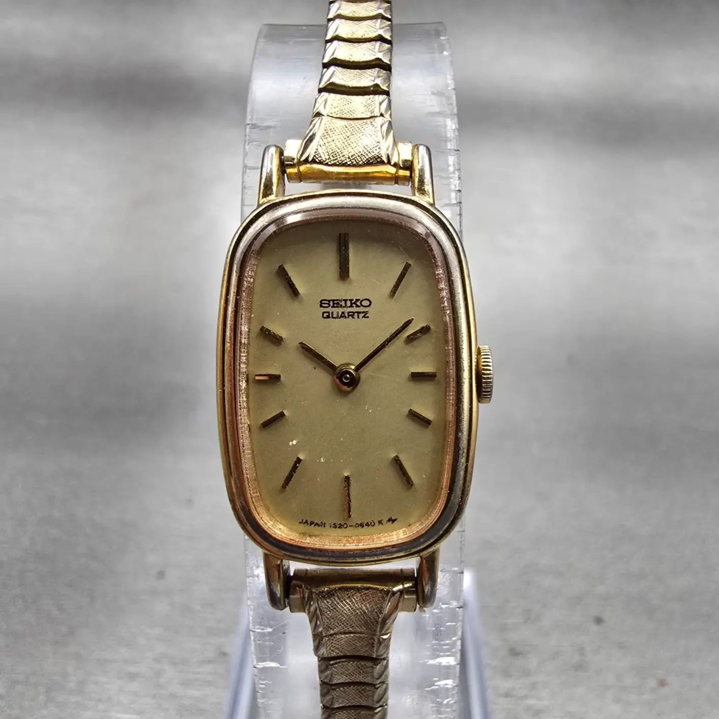 Seiko Watch Women 15mm Champagne Dial Gold Tone Oval 1320-5539 New Battery VTG0