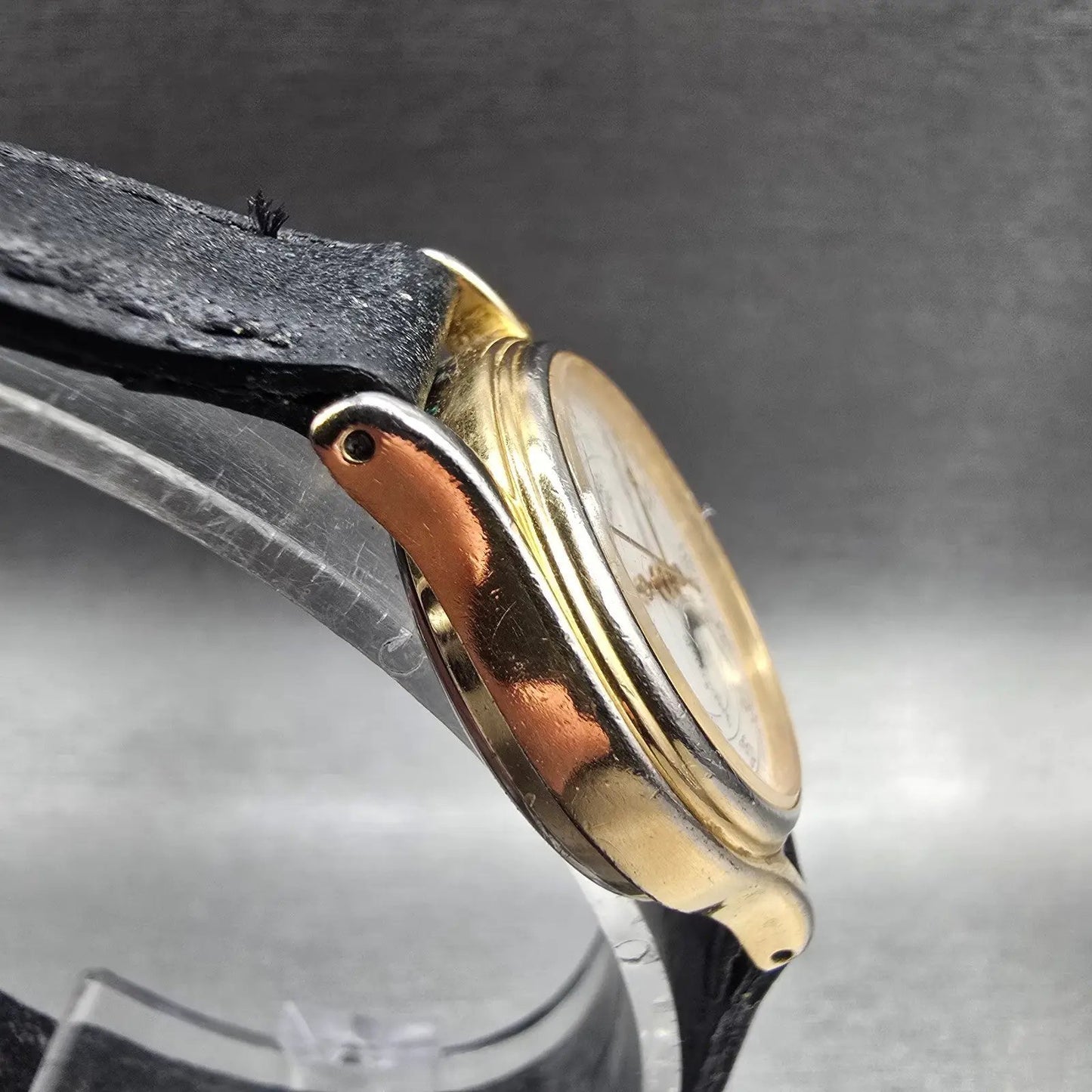 Seiko Moon Phase Watch Women 25mm White Dial Gold Tone Round 4K22-0049 New Batt3
