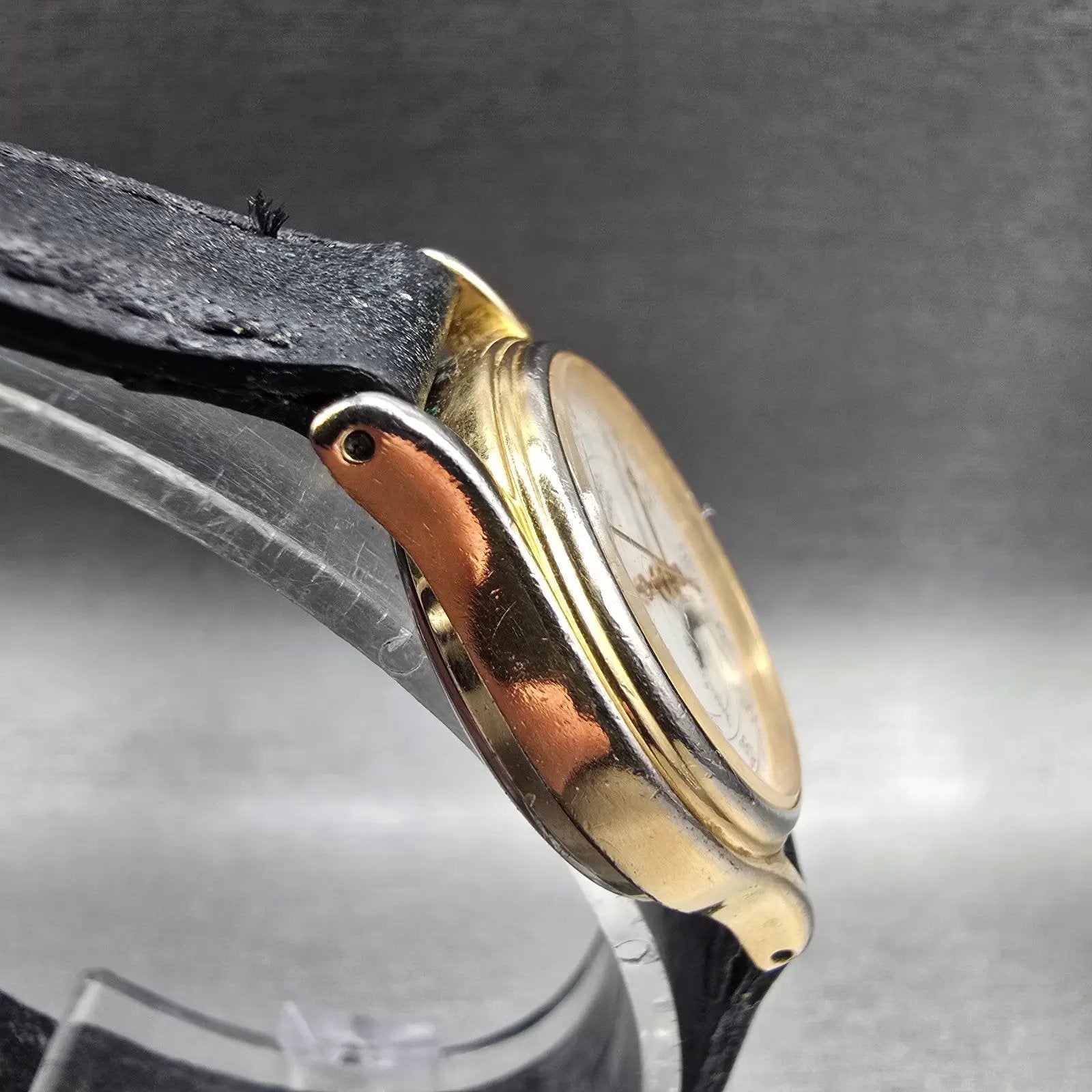Seiko Moon Phase Watch Women 25mm White Dial Gold Tone Round 4K22-0049 New Batt3