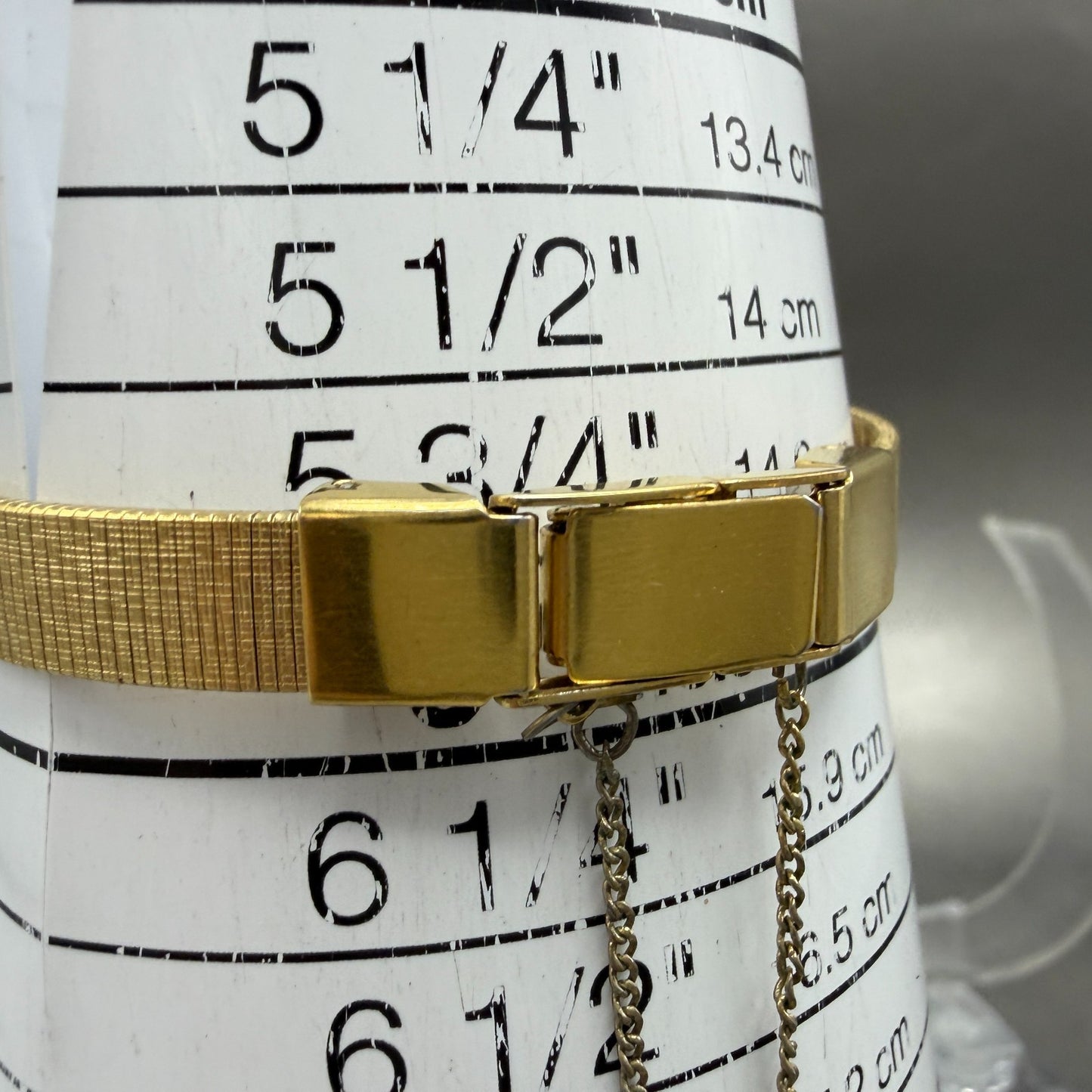 Seiko Watch Women 18mm Black Dial Gold Tone Round Vintage 2P20-0339 New Battery10