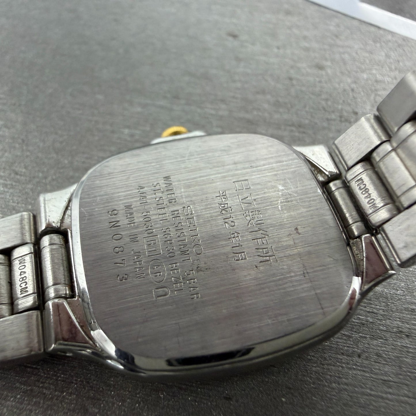 Seiko Tank Watch 22mm Women Champagne Dial Two Tone 4J41-5030 New Battery9