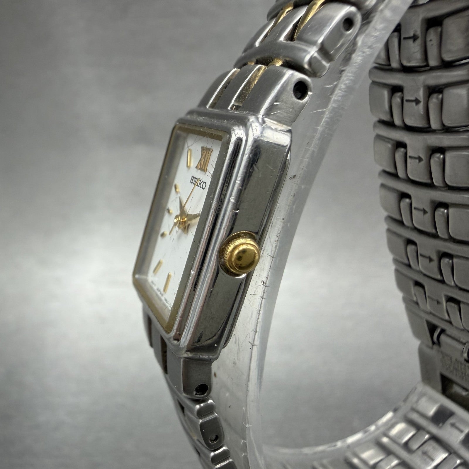 Seiko Tank Watch Women 16mm White Dial Two Tone Rectangle 1N015D60 New Battery2