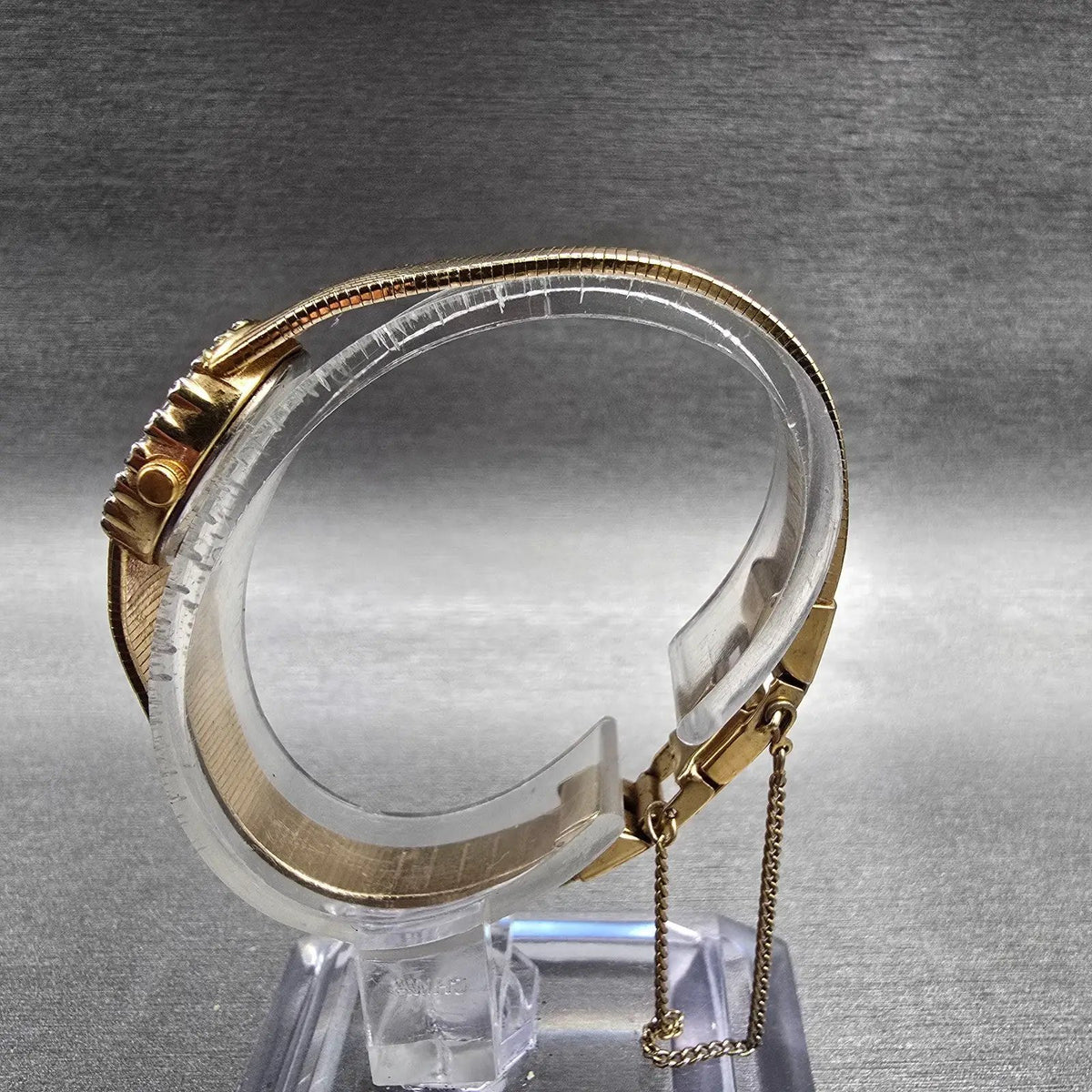 Citizen CQ Watch Women 17mm Champagne Dial Gold Tone Gemmed 3220 New Battery JP26