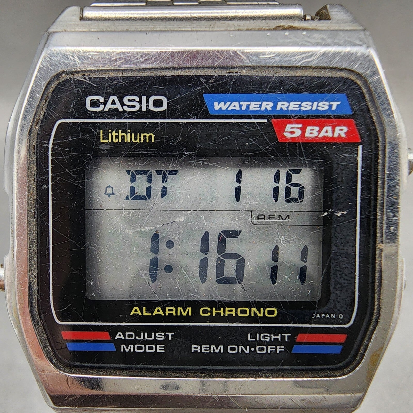 Casio W38 Watch Men 33mm LCD Silver Tone Alarm Chrono Octagon READ!!!! New Batt1