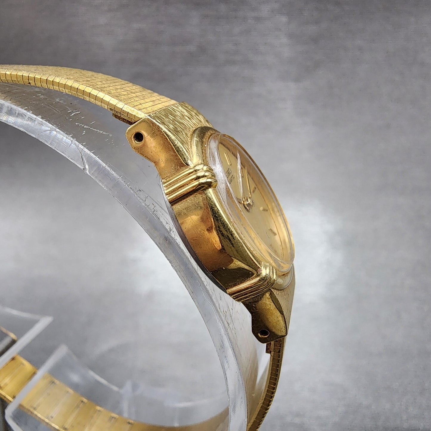 Seiko Watch Women 17mm Gold Dial Gold Tone Oval 54205159 New Battery3