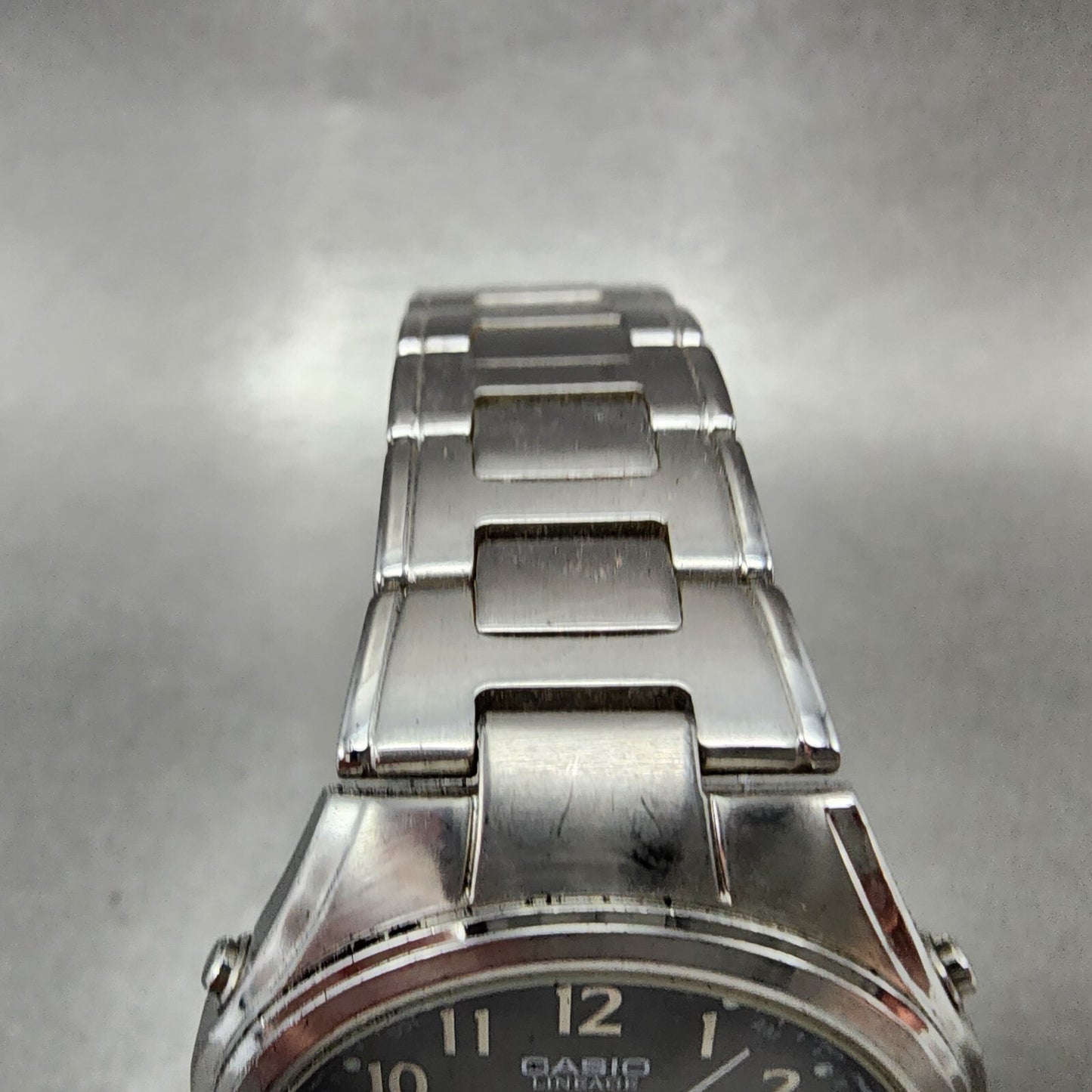 Casio Lineage Watch Men 38mm Black Dial Steel Date Atomic Solar World Time Runs4