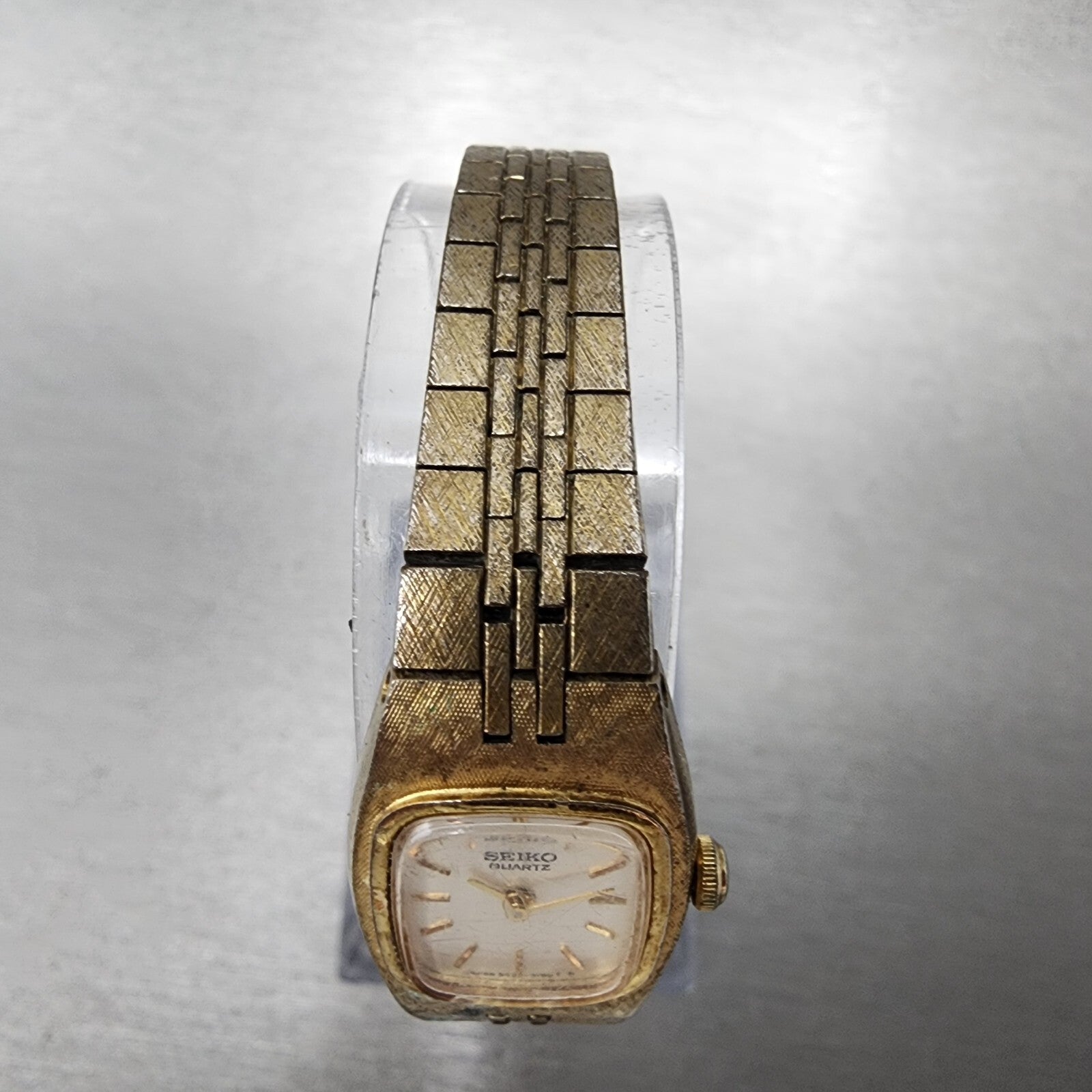 VTG Seiko Watch Women 17mm Silver Dial Gold Tone Rectangle 54205060 New Battery4