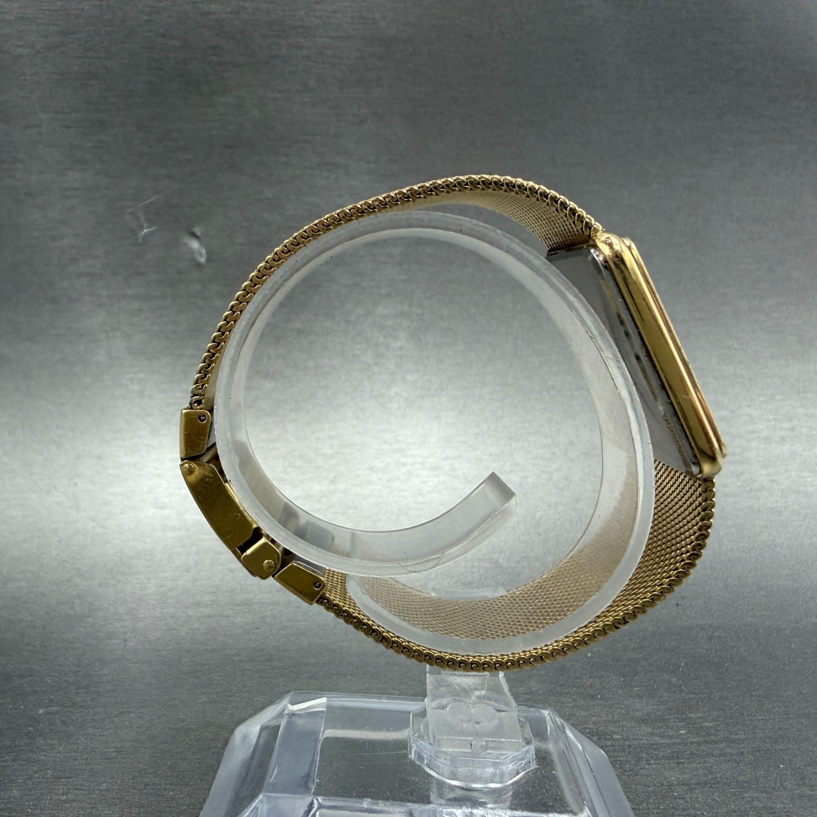 Seiko Tank Watch Men 26mm Champagne Dial Gold Tone Vintage 6020-5039 New Battery8