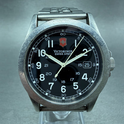 Swiss Army Victorinox Watch Men 38mm Black Dial Steel Date 24653 New Battery0