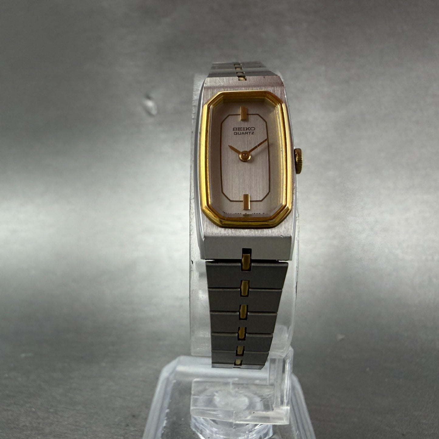 Seiko Tank Watch Women 14mm Silver Dial Two Tone 1320-6029 Rectangle New Batt HJ5