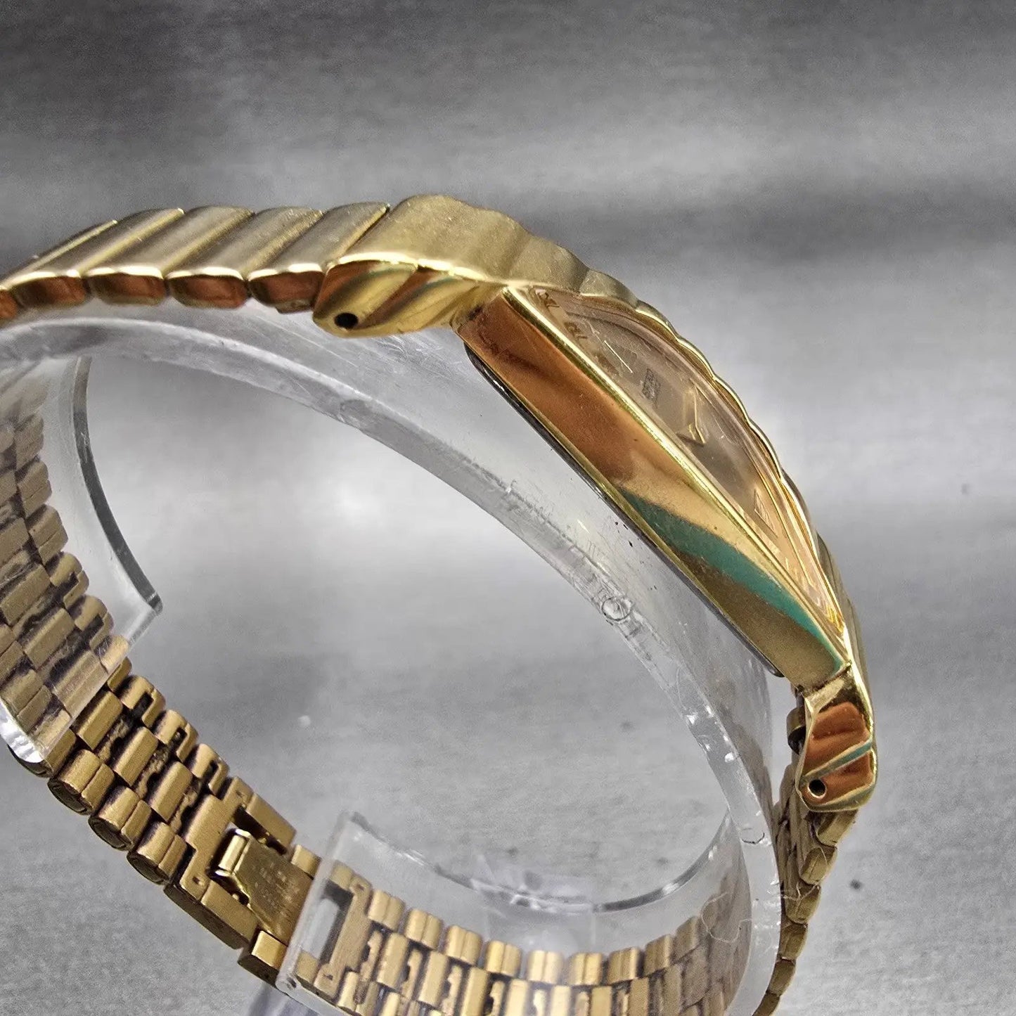 Seiko Watch Women 15mm Gold Dial Gold Tone Asymmetrical 1F20-5D59 New Battery3