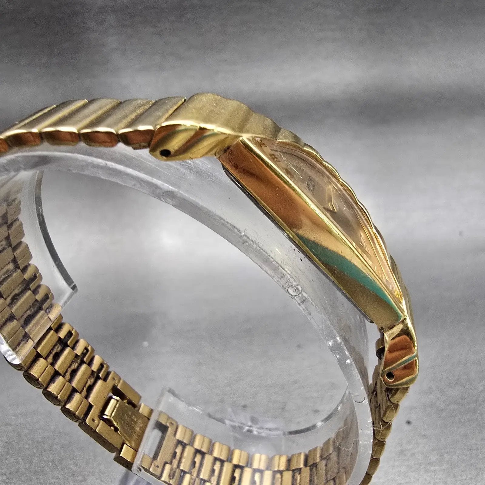 Seiko Watch Women 15mm Gold Dial Gold Tone Asymmetrical 1F20-5D59 New Battery3
