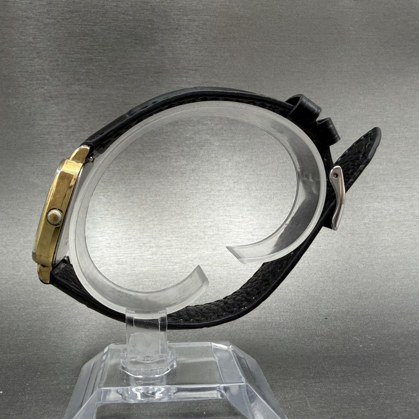 Seiko Watch Men 31mm Champagne Dial Gold Tone Rectangle 5931-5470 New Battery6