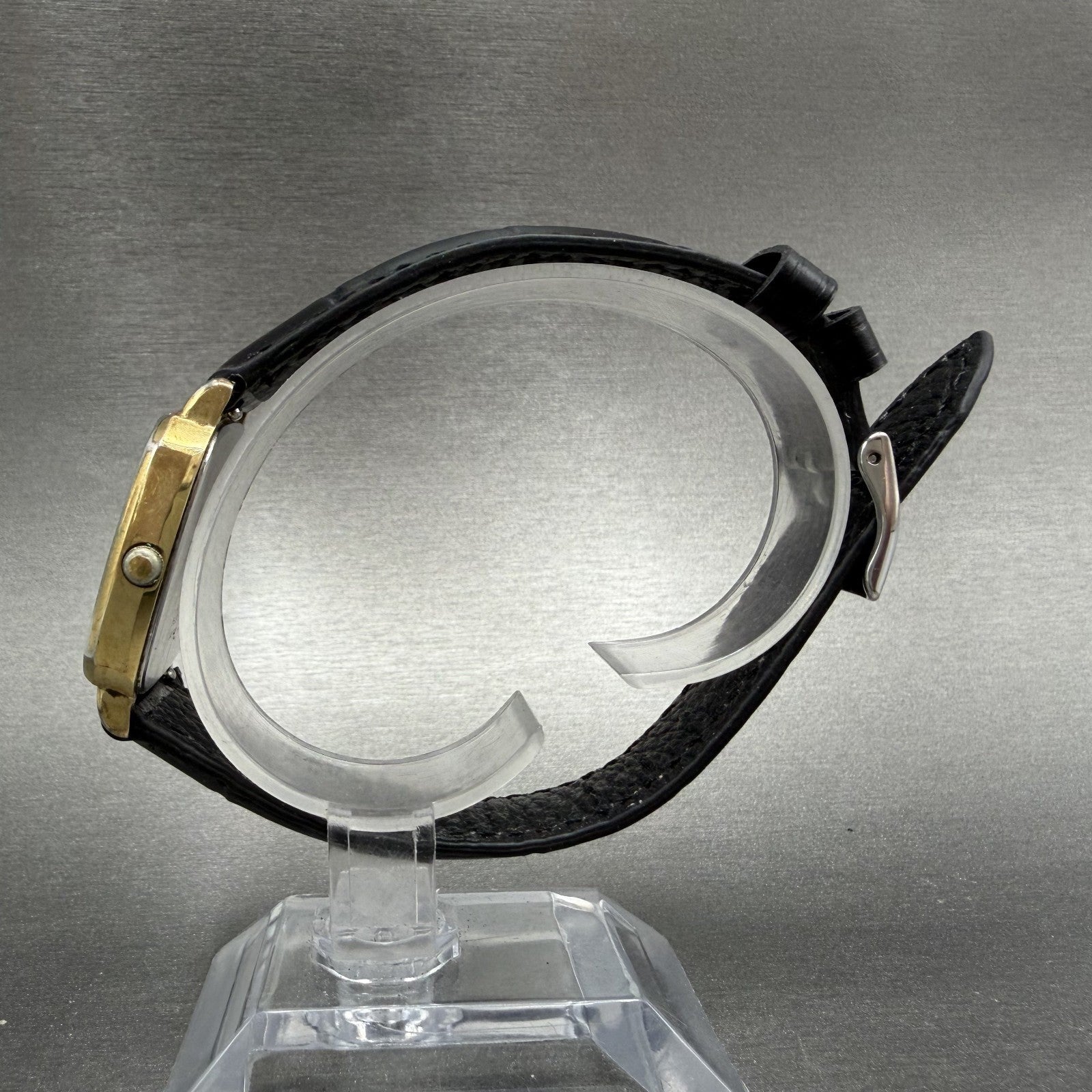 Seiko Watch Men 31mm Champagne Dial Gold Tone Rectangle 5931-5470 New Battery6