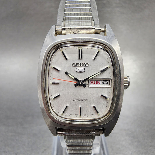 Seiko 5 Automatic Watch Women 23mm White Dial Steel Daydate Rectangle Runs0