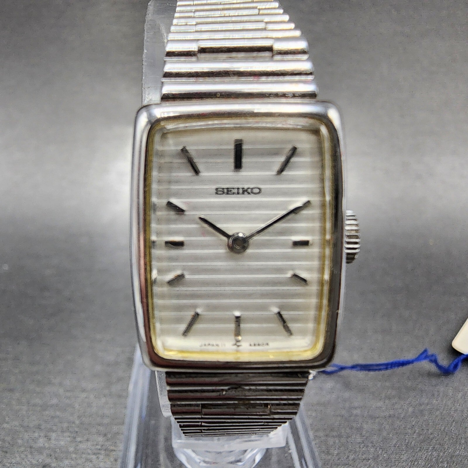 Seiko Tank Watch Women 17mm Silver Dial Silver Tone Manual Wind NOS Runs 11003