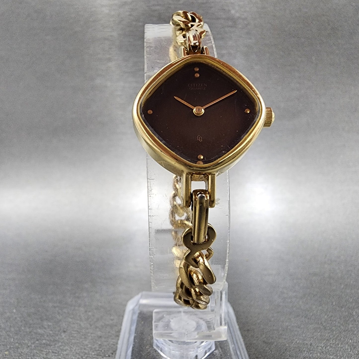Citizen CQ Watch Women 23mm Black Dial Gold Tone Square 4832256 New Battery7