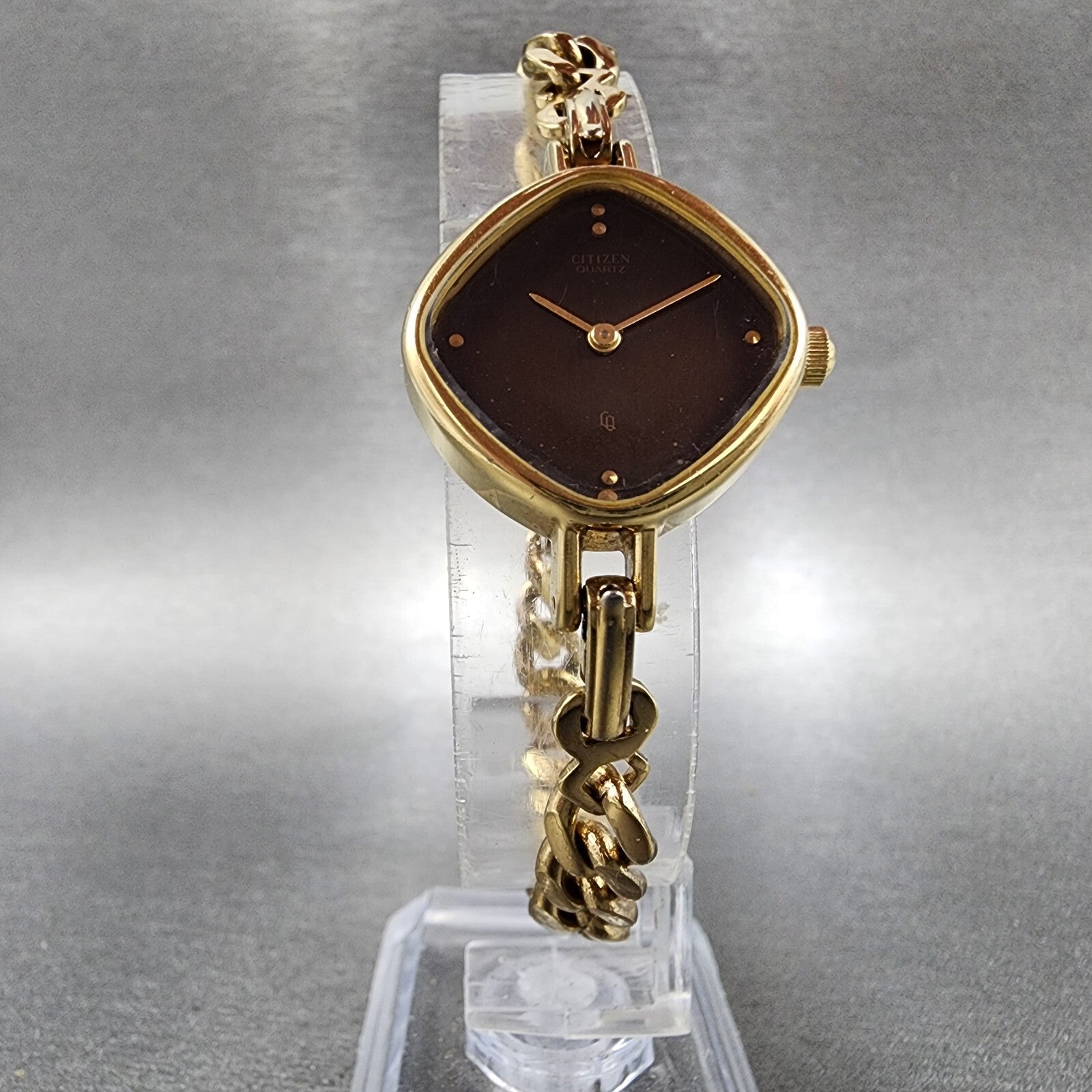Citizen CQ Watch Women 23mm Black Dial Gold Tone Square 4832256 New Battery7