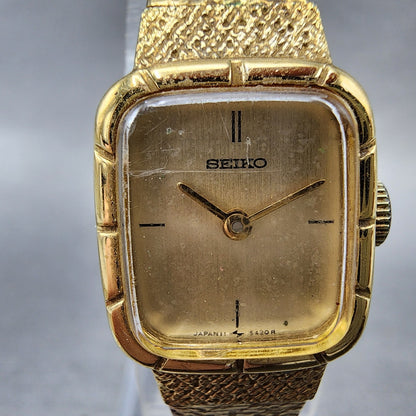 Seiko Tank Watch Women 16mm Champagne Dial Gold Tone Manual 115179 Runs1