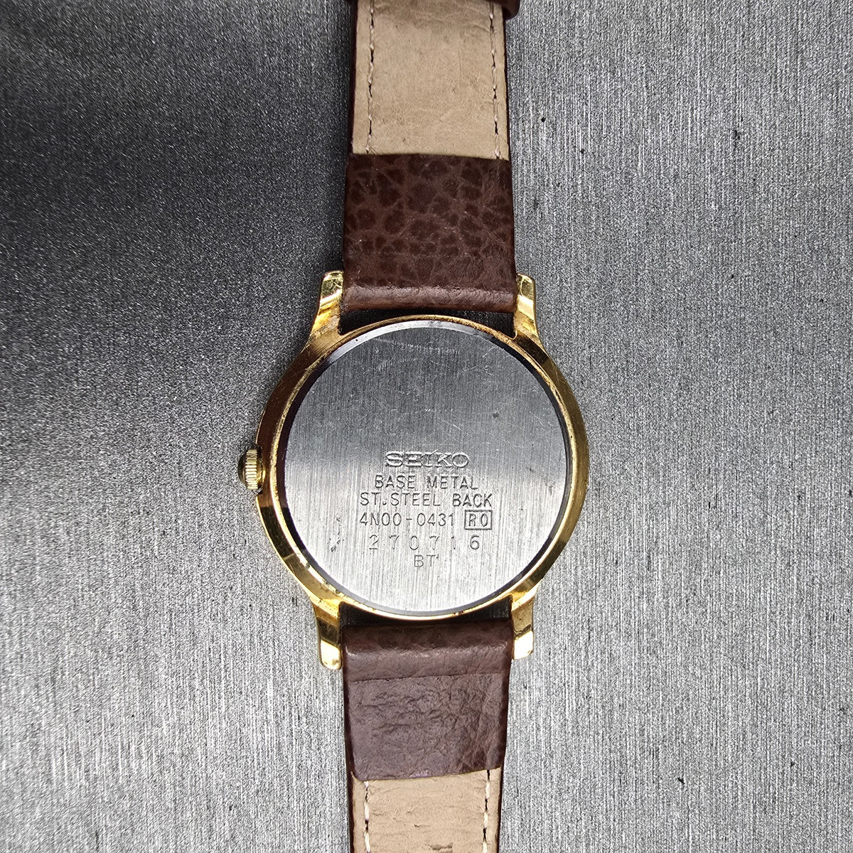 Seiko Watch Women 25mm Black Dial Gold Tone Round 4N00-0431 New Battery Vintage10