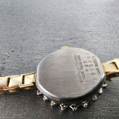 Armitron Deauville Watch Women 14mm Champagne Dial Gold Tone Oval New battery10