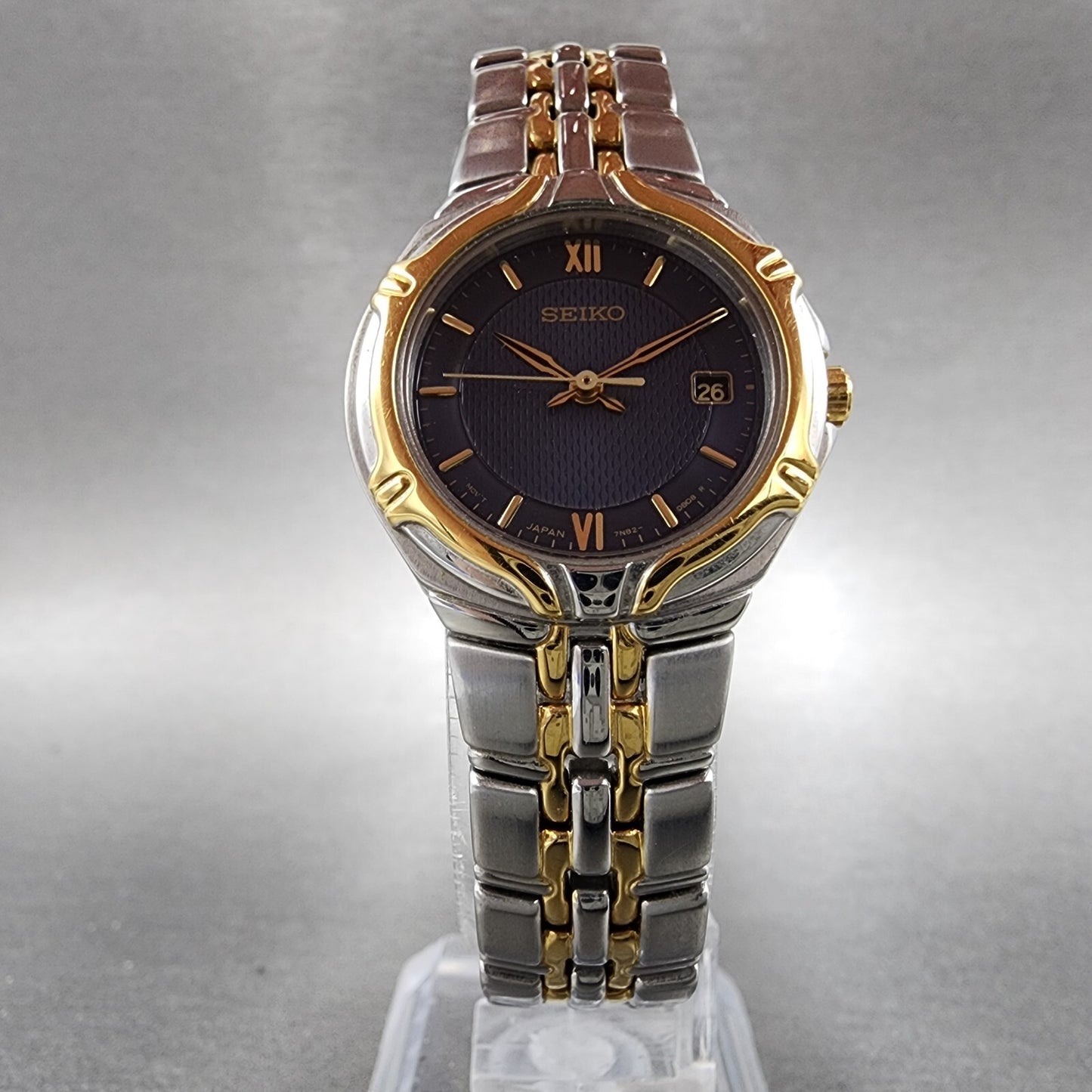 Seiko Watch Women 26mm Blue Dial Two Tone Date Round 7N820AT0 New Battery B1235