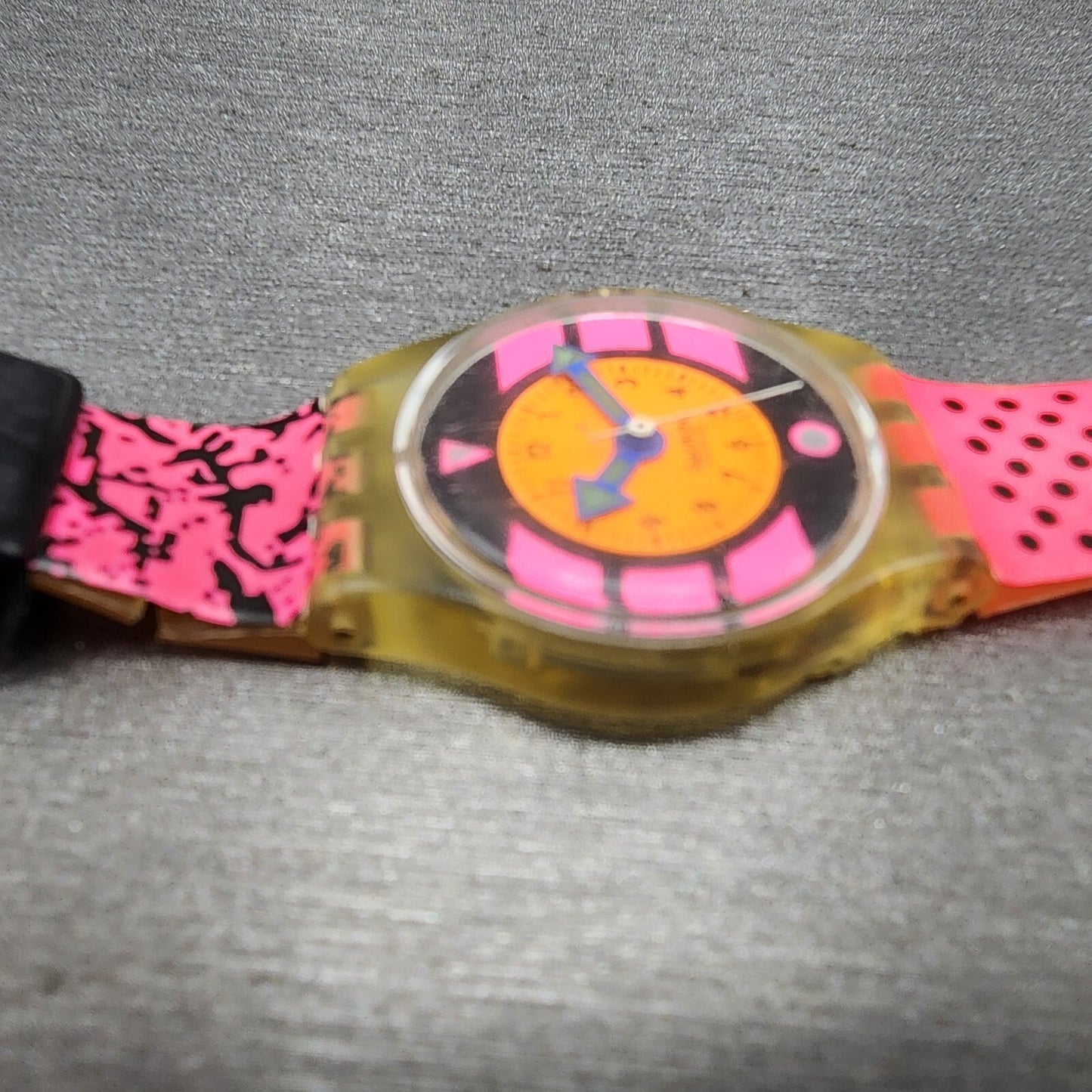 Swatch lady Pink Betty Watch Women 25mm Pink Dial Clear Case Round BROKEN BAND5
