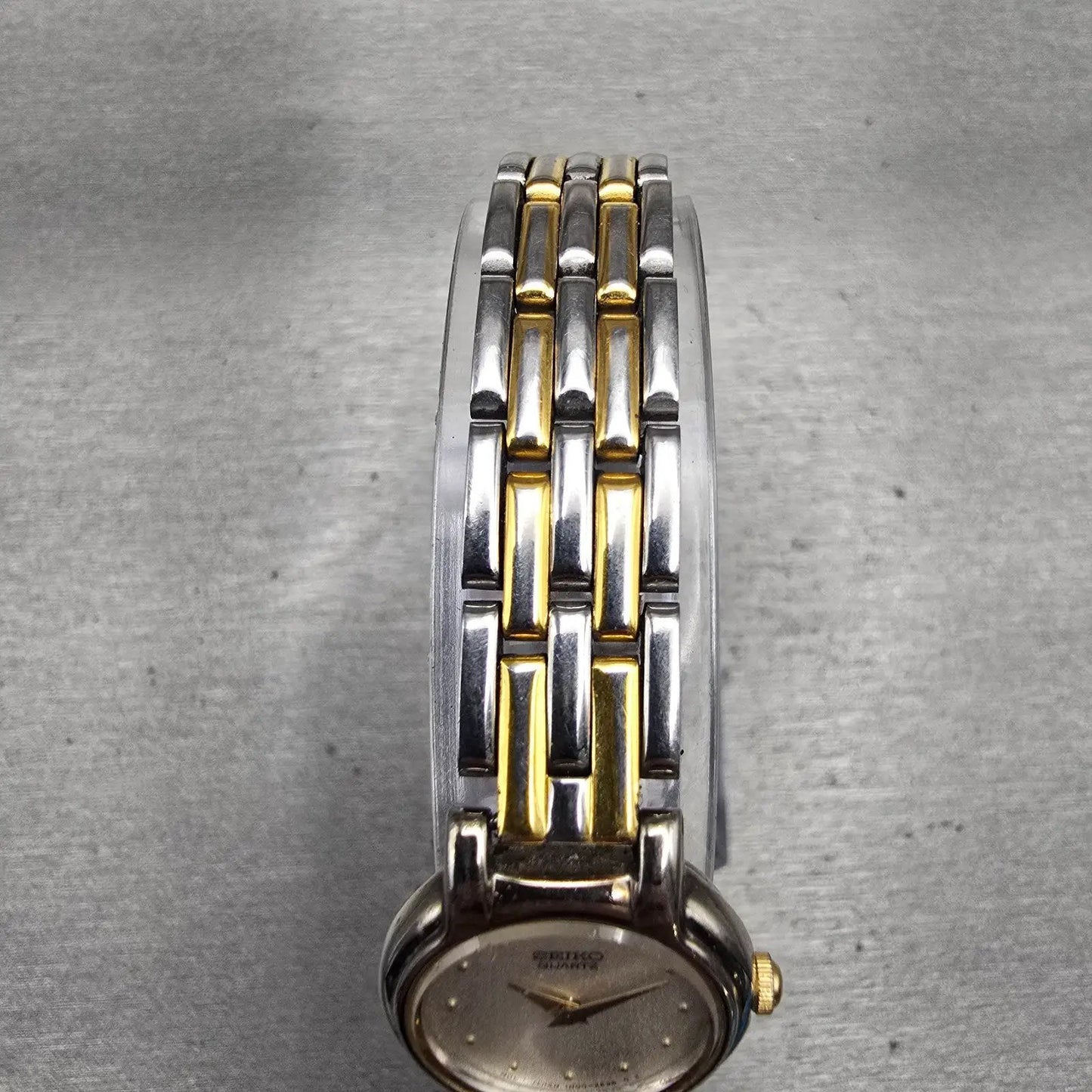 Seiko Watch Women 20mm Silver Dial Two Tone Round 1N00-0G69 New Battery Vintage4