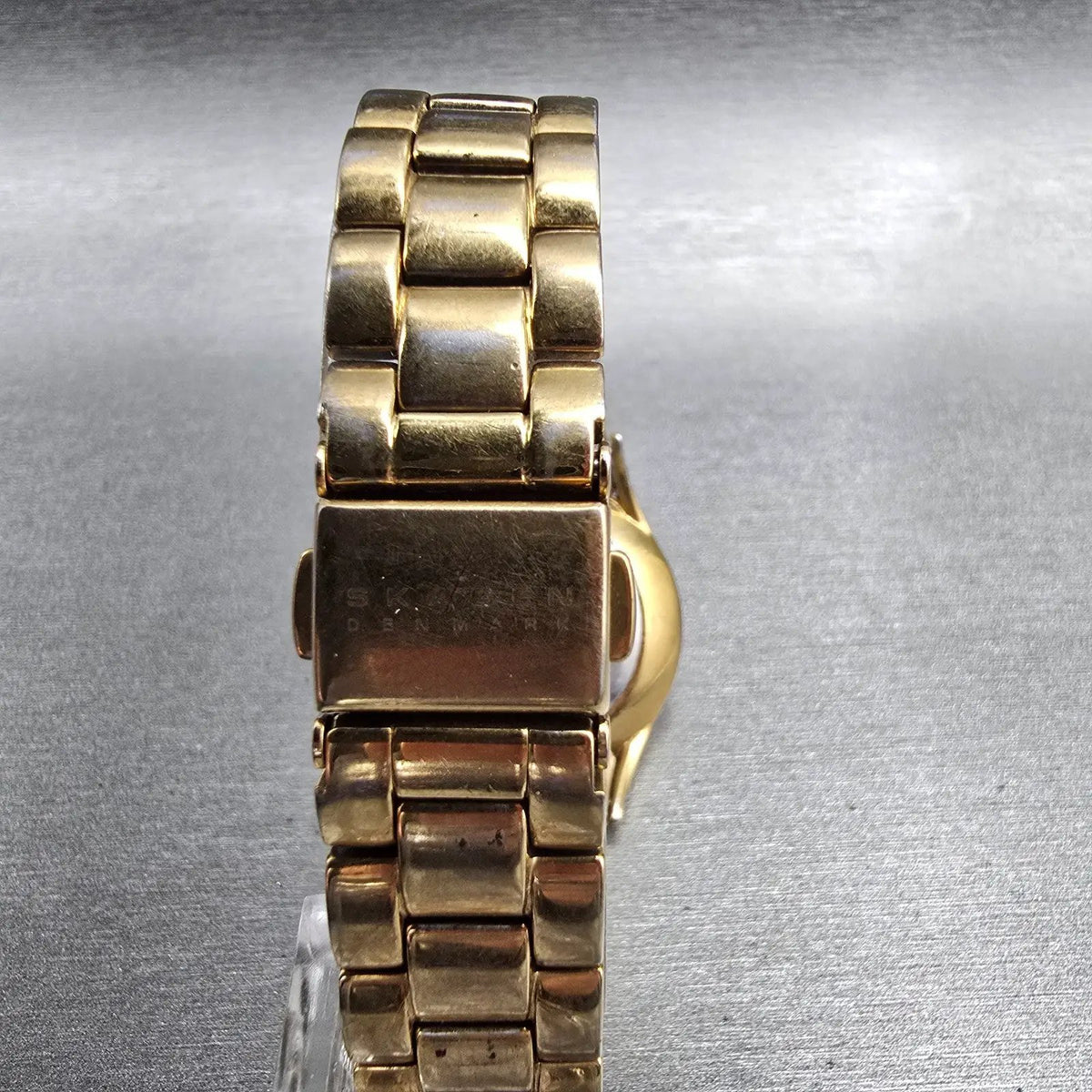 Skagen Watch Women 30mm MOP Dial Gold Tone Gemmed Round 347SGXG New Battery7