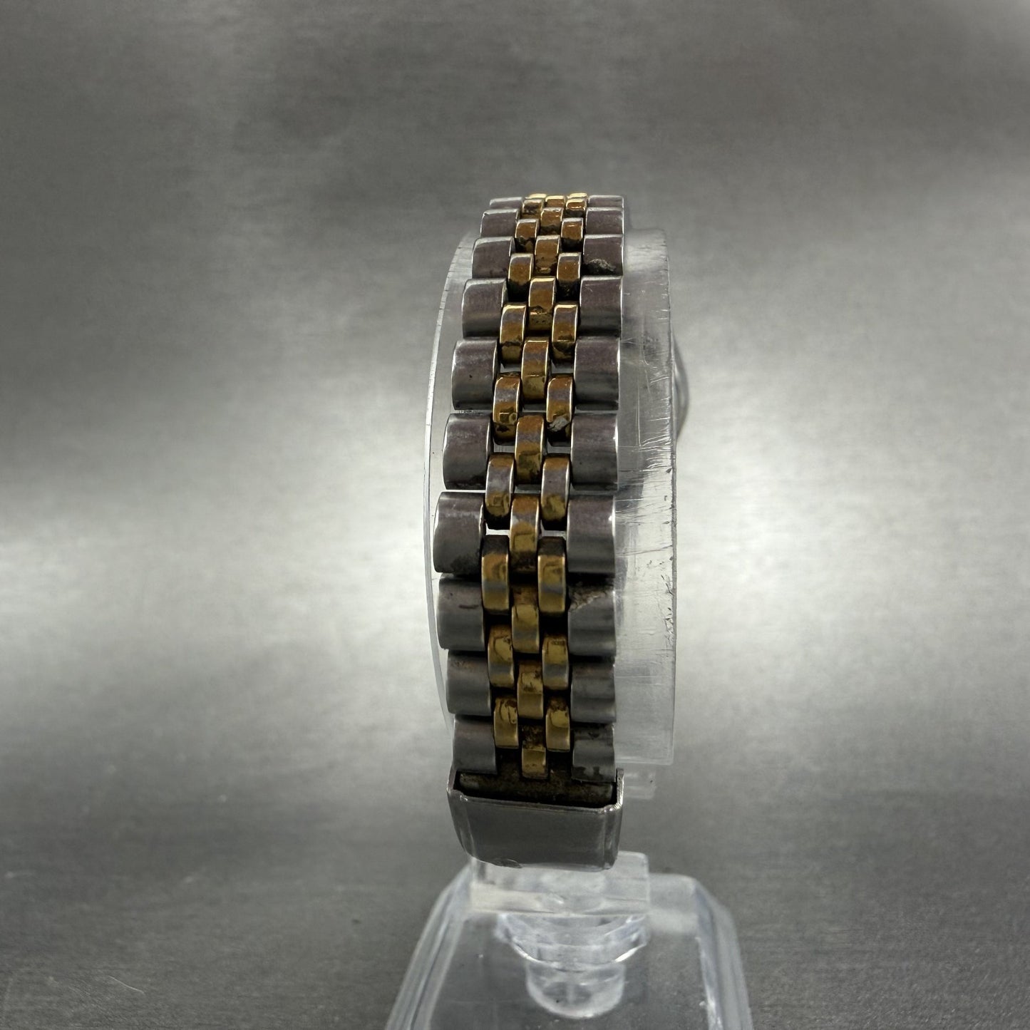 Seiko Watch Women 24mm White Dial Two Tone Daydate Round 7N83-0049 New Batt AY547
