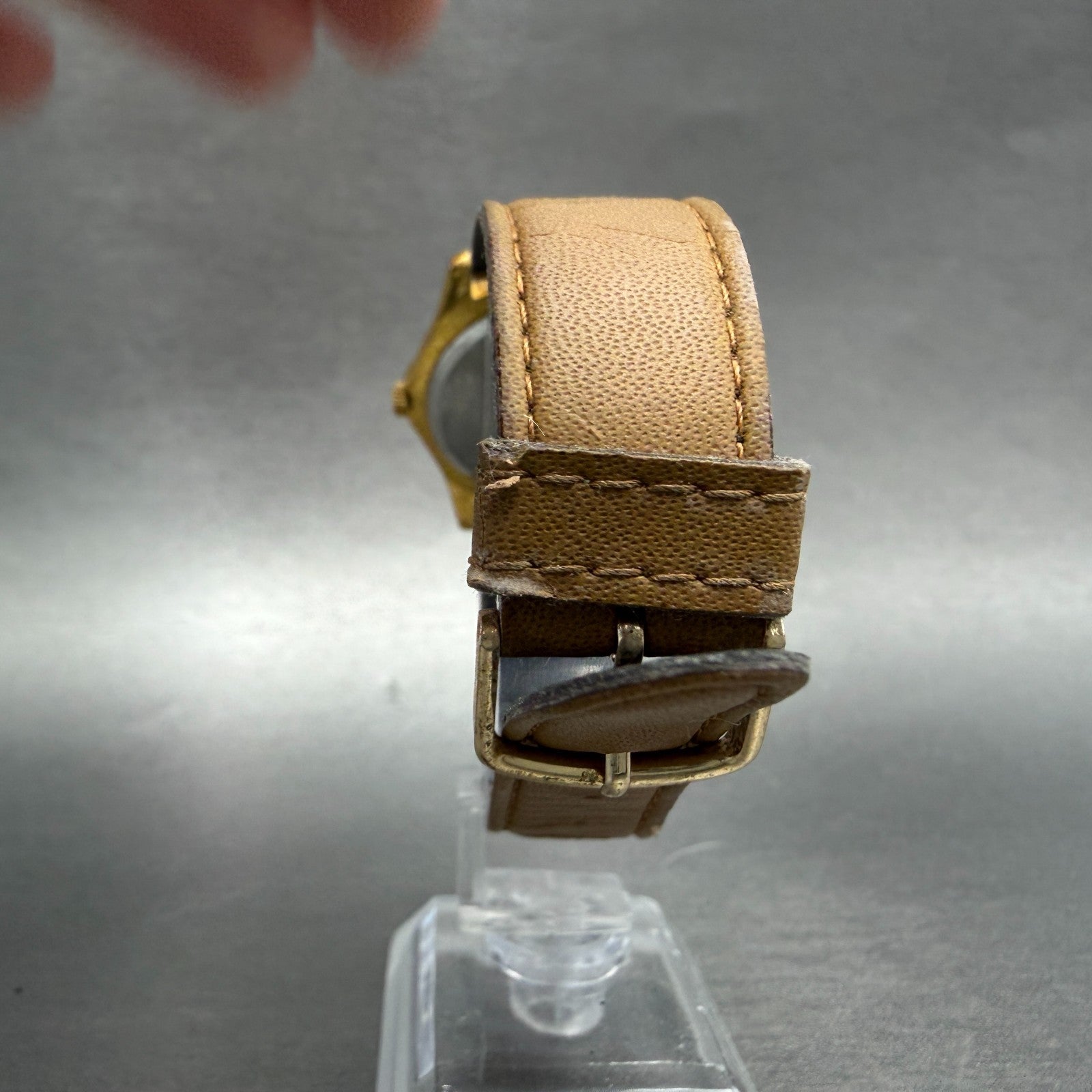 Seiko Alba Alice in Wonderland Watch Men 33mm Cream Dial Gold Tone New Battery7