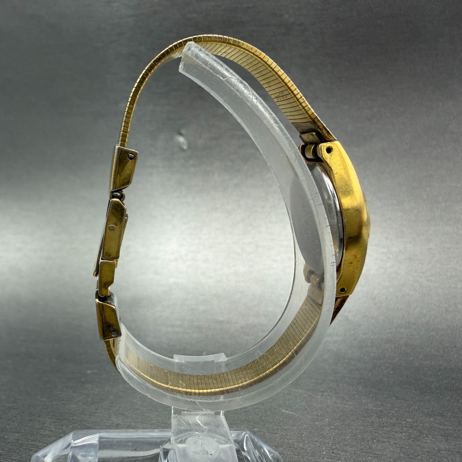 Seiko Watch Women 16mm Champagne Dial Gold Tone Round 5420-0029 New Battery VTG8