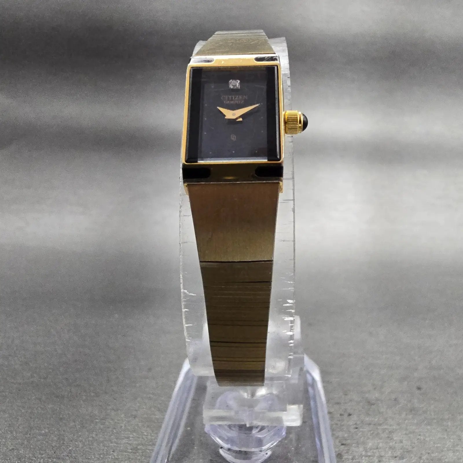 Citizen CQ Watch Women 12mm Black Dial Gold Tone Rectangle 2250-226224 New Batt5