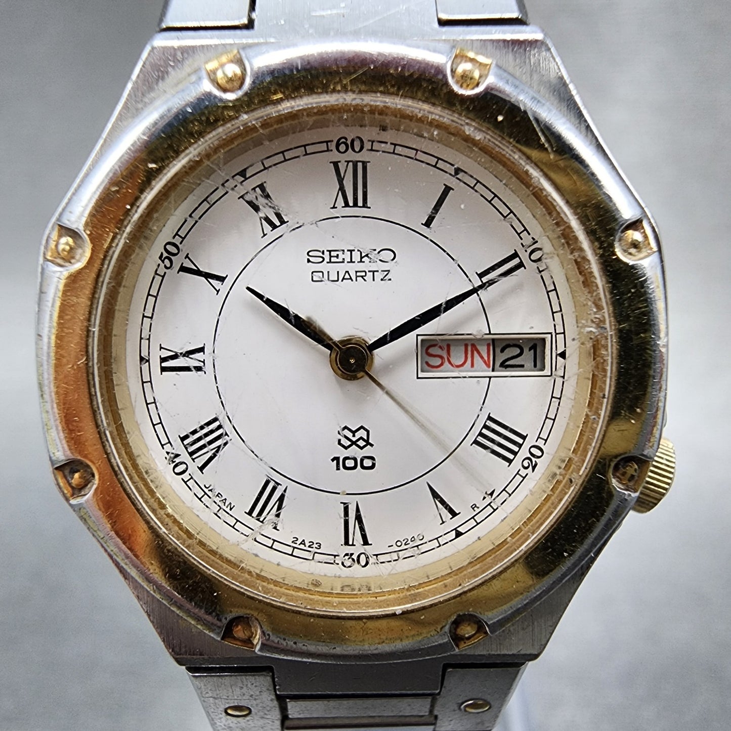 Seiko SQ 100 Watch Women 25mm White Dial Two Tone Daydate 2a230110 New Battery1