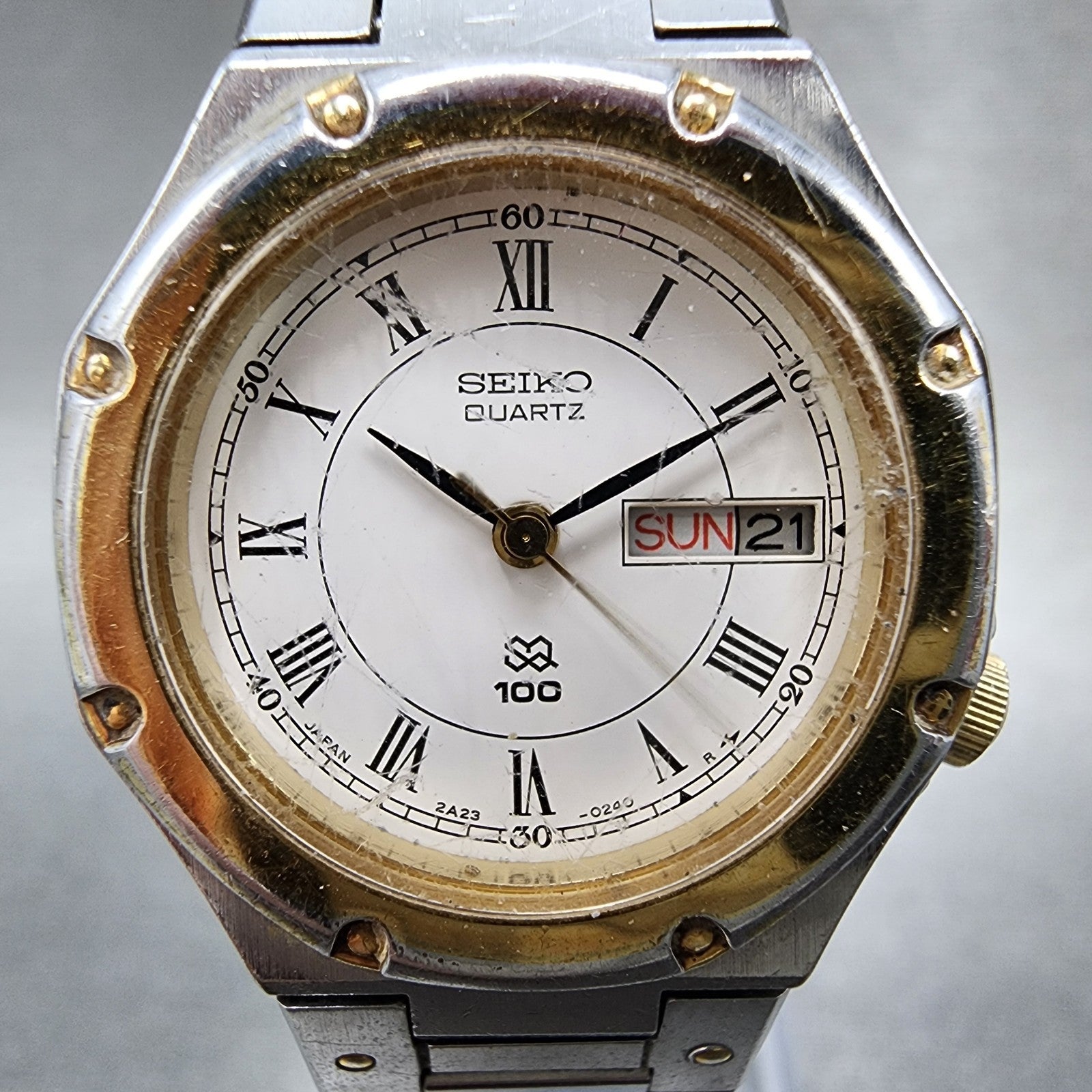 Seiko SQ 100 Watch Women 25mm White Dial Two Tone Daydate 2a230110 New Battery1