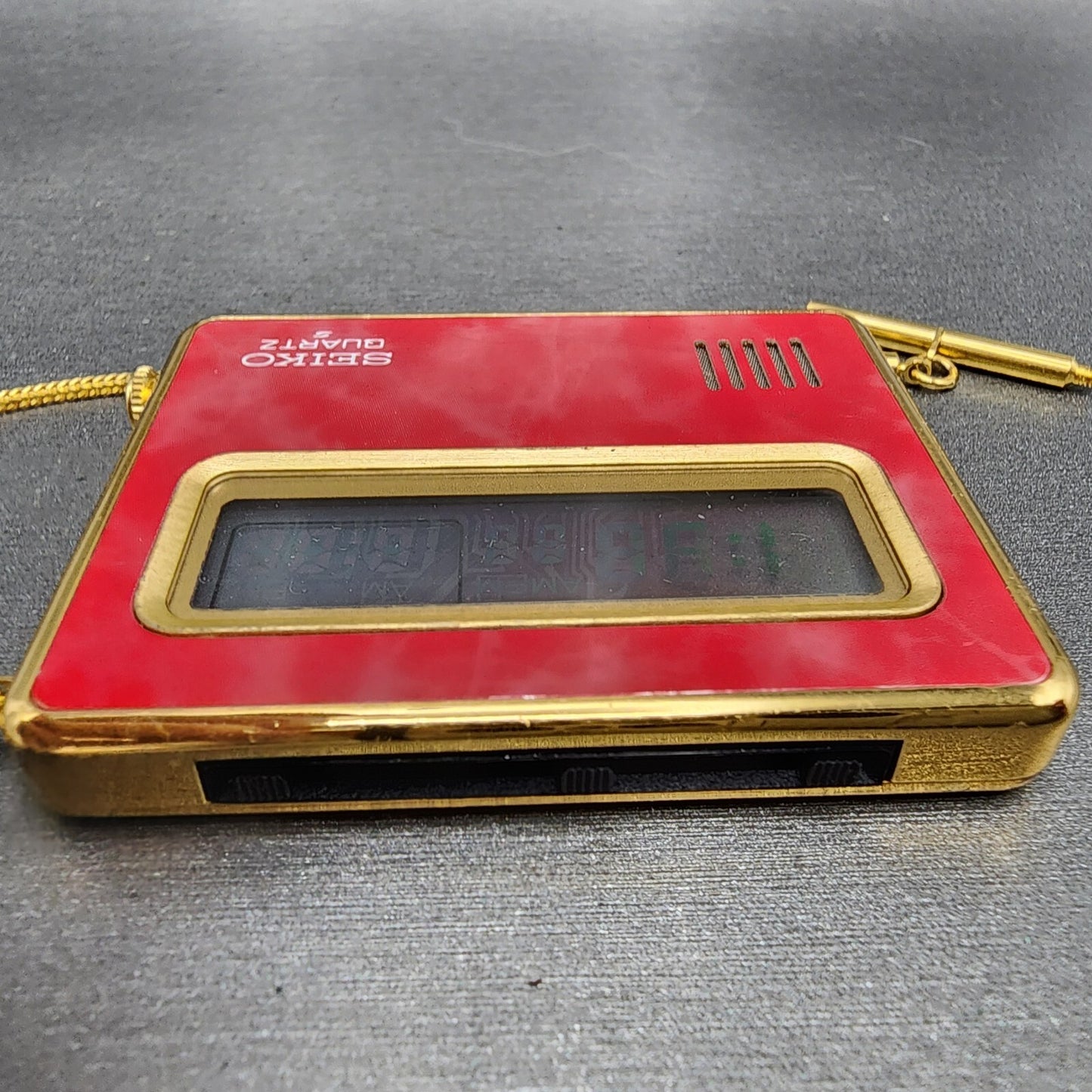 Seiko Travel Alarm Clock Digital 61mm Red Gold Tone 7412803Q New Batteyr4