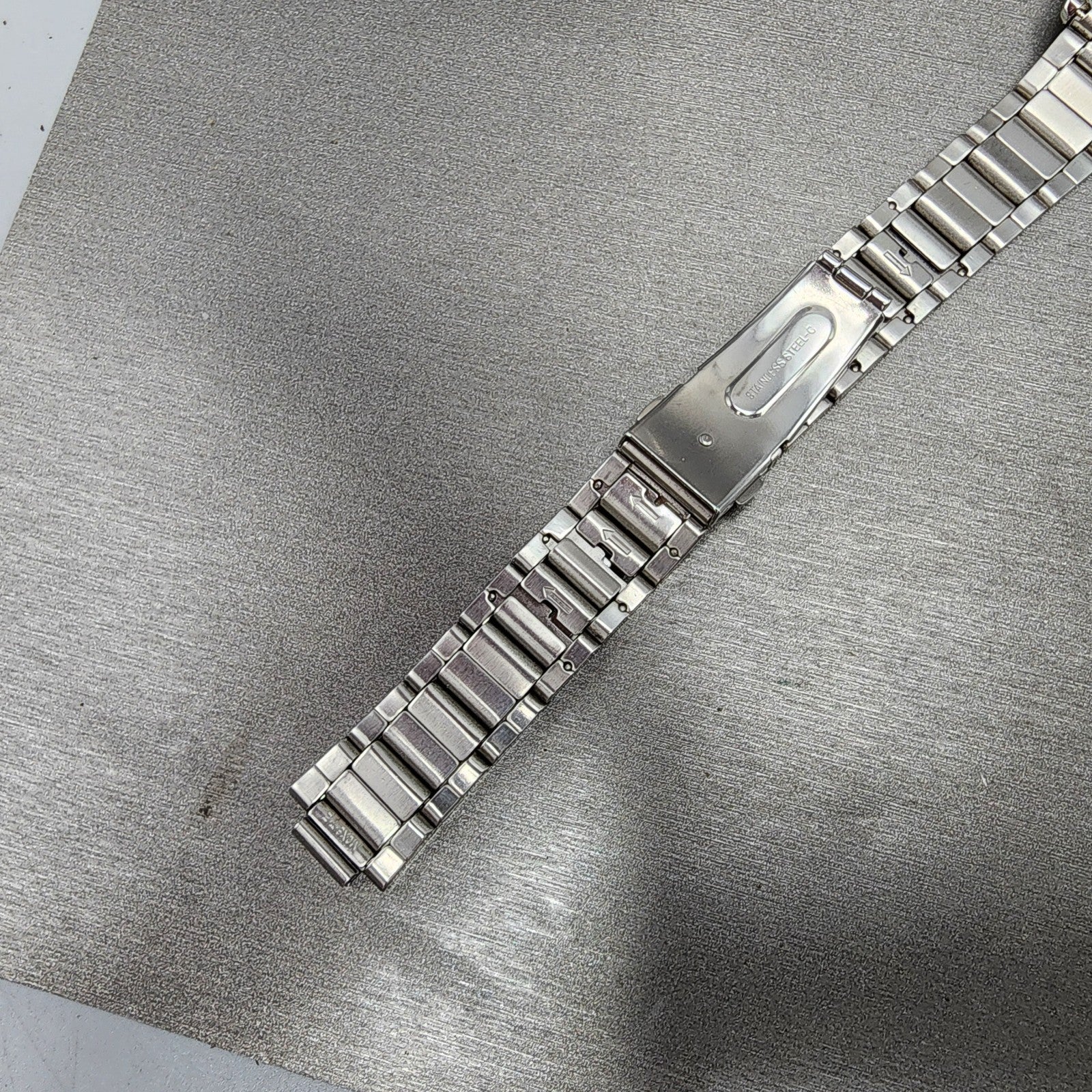 Seiko ALBA Solar Watch Men 36mm White Dial Silver Tone Daydate V158A PARTS12