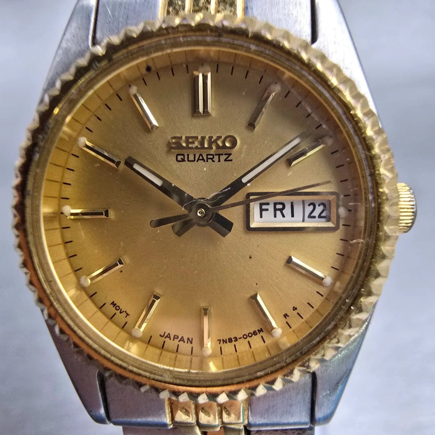 Seiko Watch Women 24mm Gold Dial Two Tone Daydate Round 7N83-0041 New Battery1