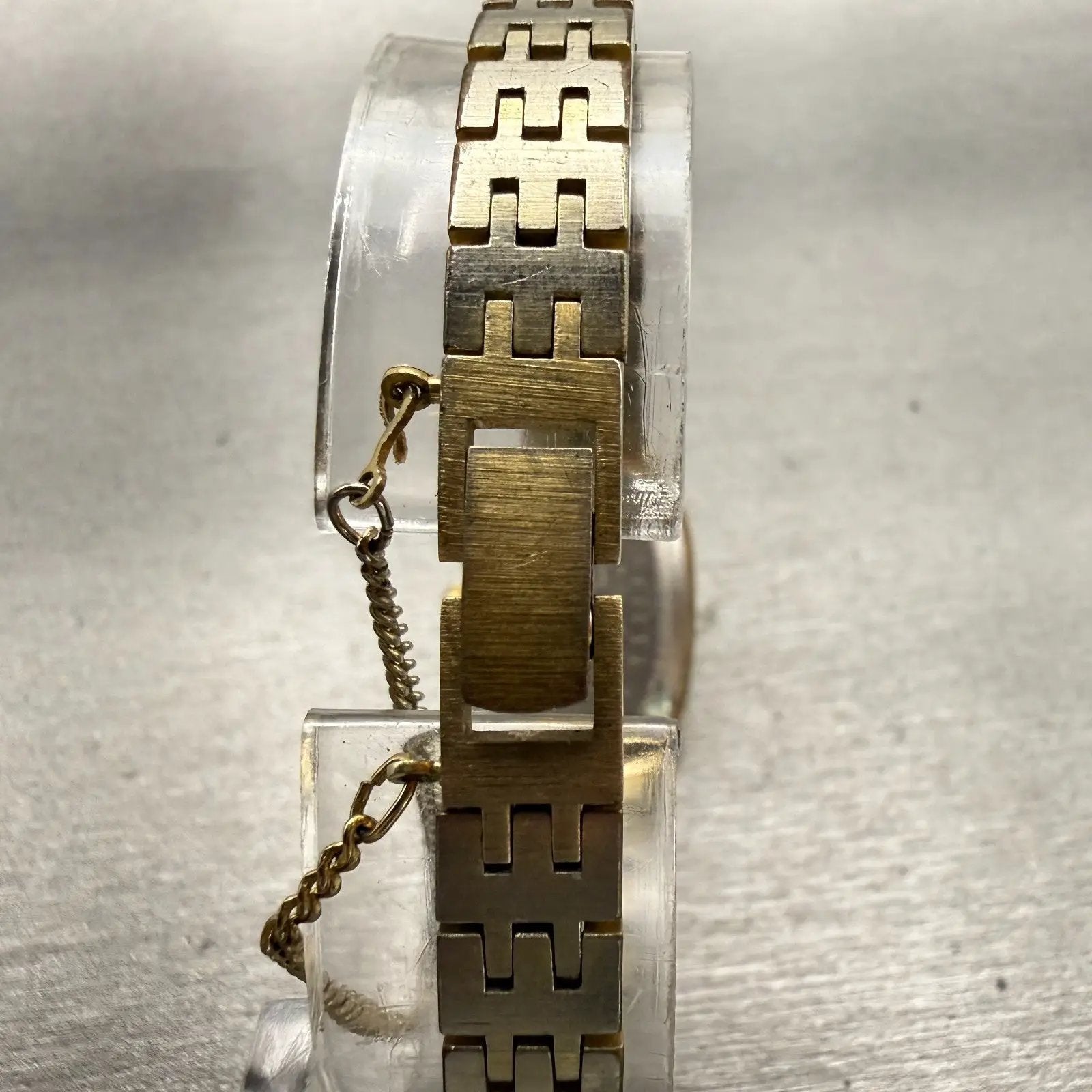 Seiko Watch Women 18mm Champagne Dial Gold Tone Rectangle 4700-3019 New Battery7