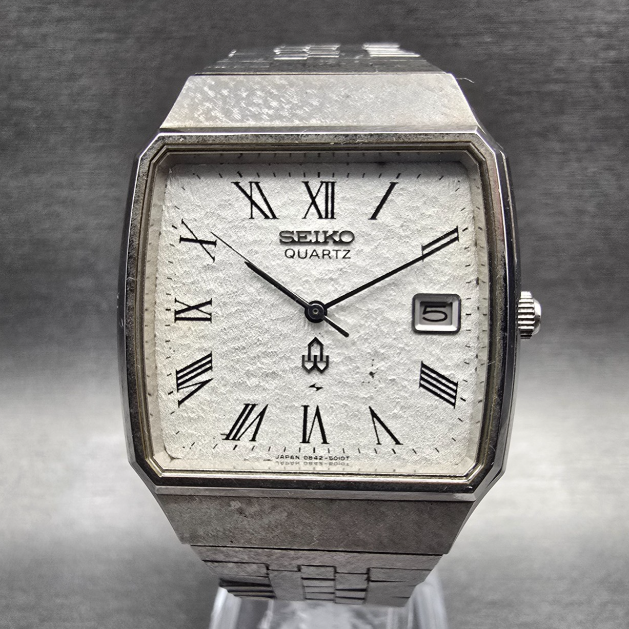 Seiko Watch Men 33mm Silver Dial Silver Tone Date Rectangle 0842-5010 New Batt0