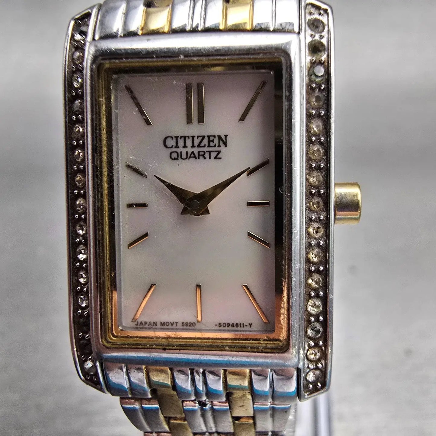 Citizen Watch Women 19mm MOP Dial Two Tone Gemmed 5920-S063883 New Battery VTG1