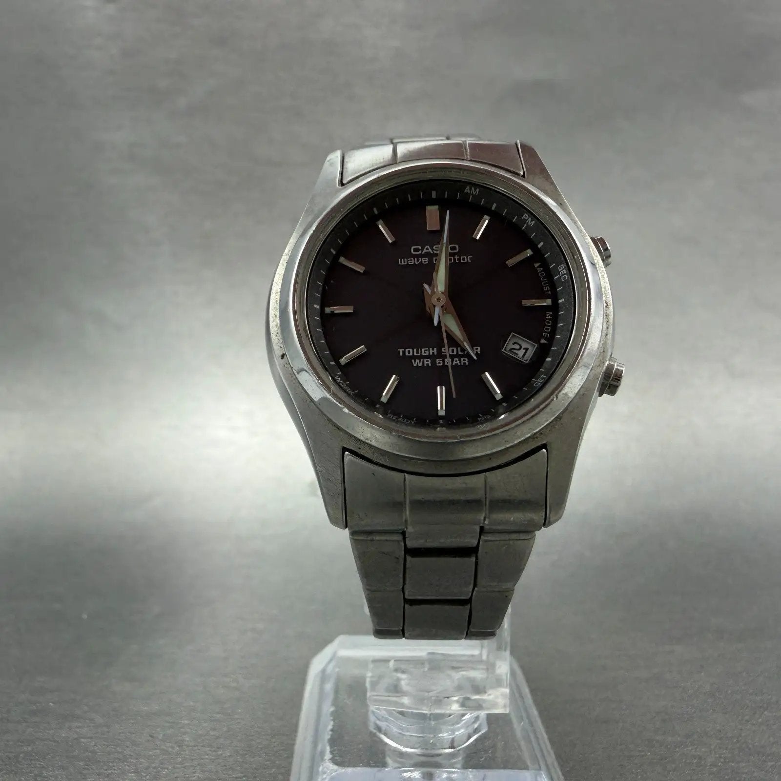 Casio LWQ-110DJ Watch Women 35mm Gray Dial Steel Case Date Solar Round Runs5