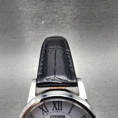 Citizen Eco-Drive Watch Women 30mm White Dial Silver Tone Date E011-S084091 Runs4