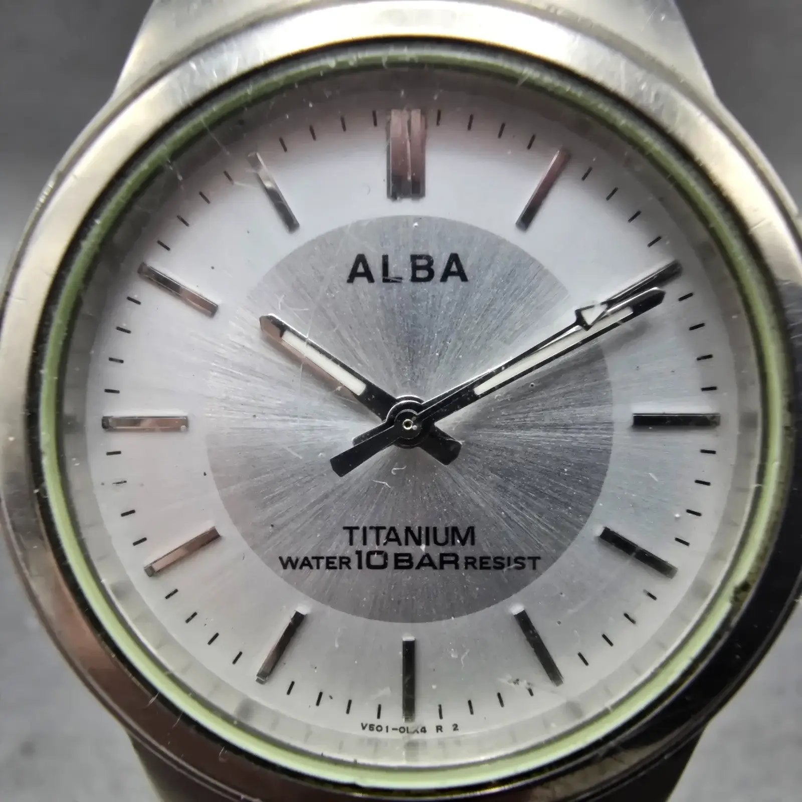 Seiko Alba Titanium Watch Men 35mm Silver Dial Silver Tone V501-0DN0 New Batt JN1