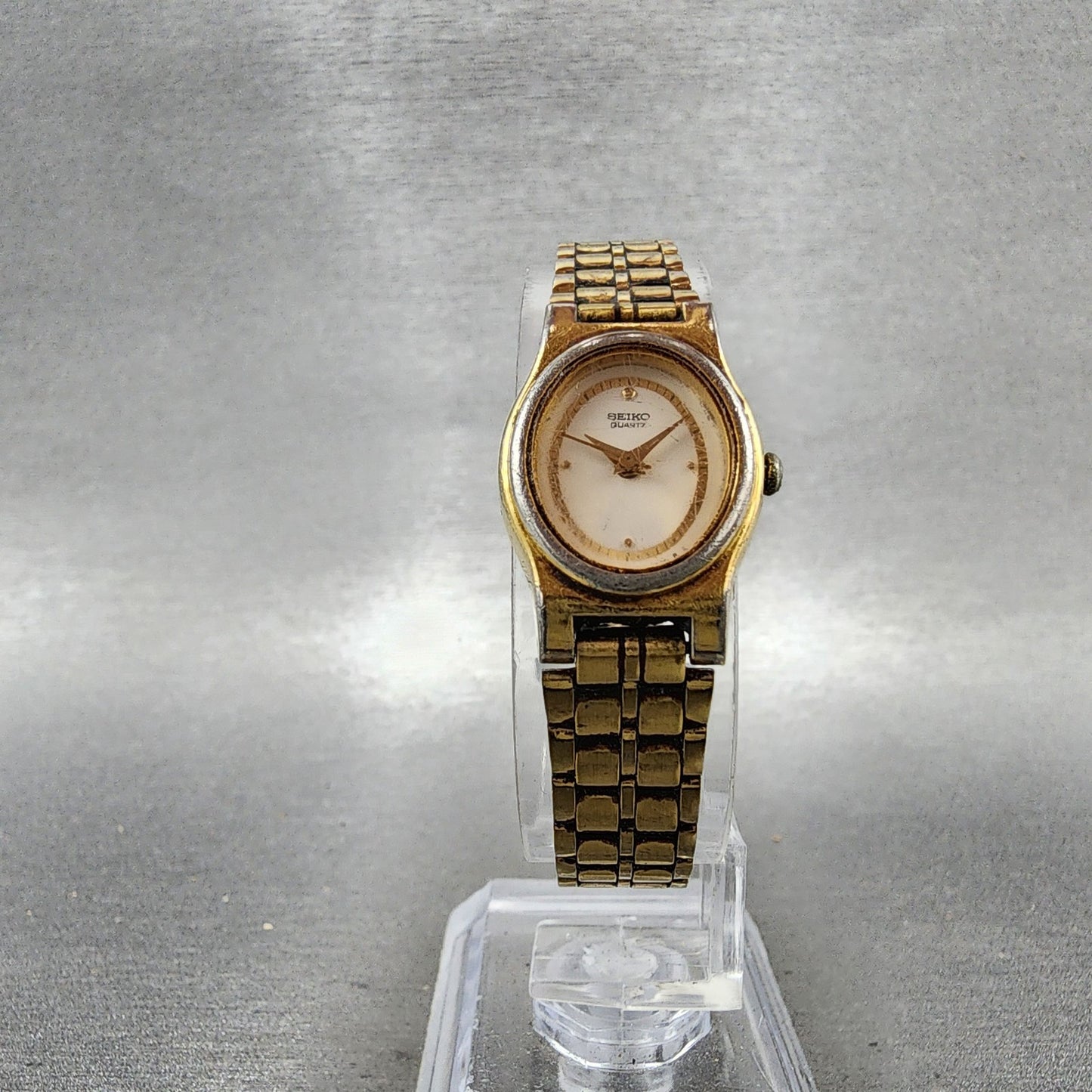 Seiko Watch Women 18mm White Dial Gold Tone Oval V4015109 New Battery VTG5