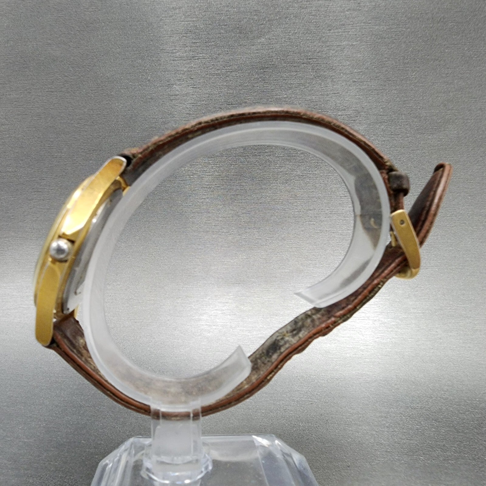 LL Bean Field Watch Men 34mm Gray Dial Gold Tone Date Round New Battery A12 VTG7
