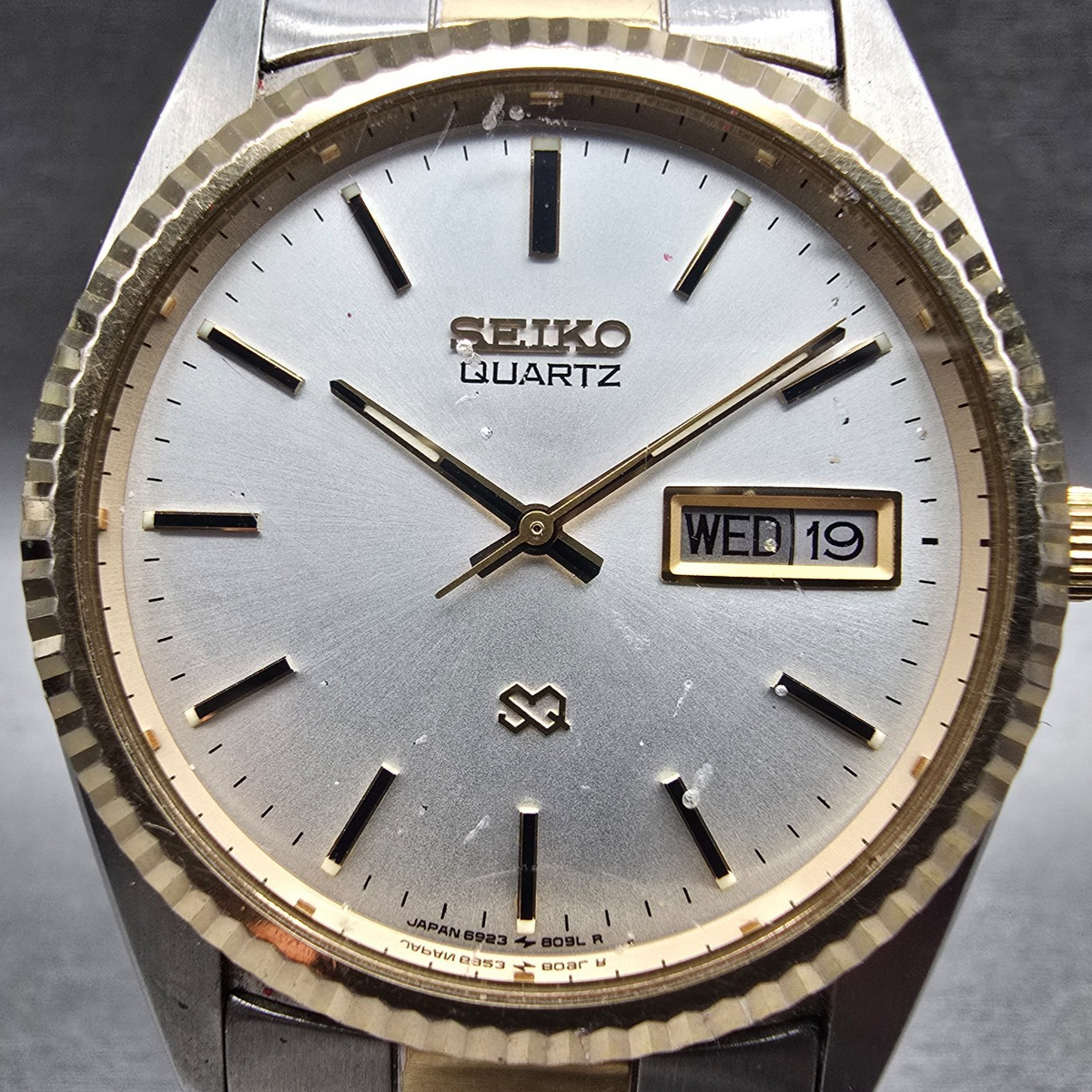 Seiko President Watch Men 35mm Silver Dial Two Tone Daydate 6923-8089 New Batt 61